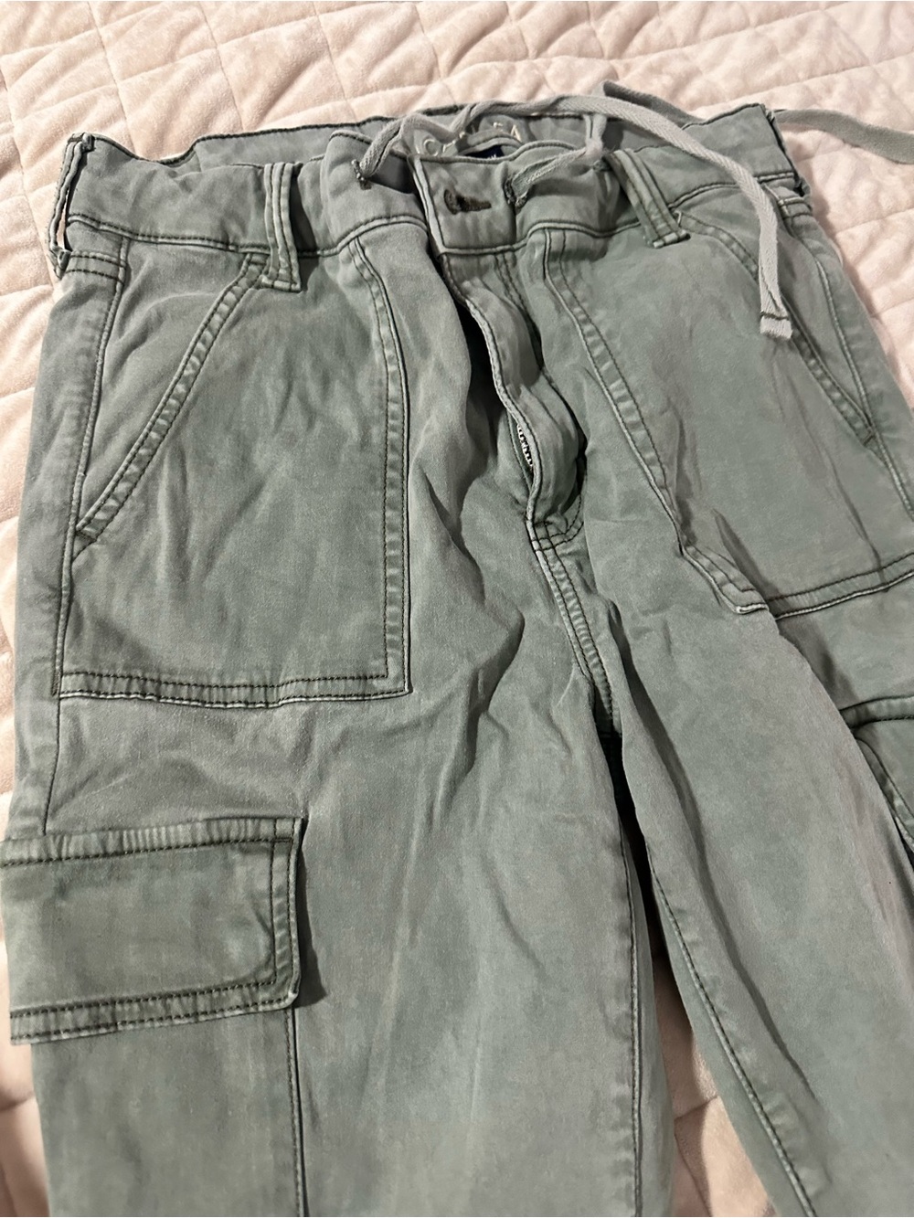 American Eagle Outfitters Super Stretch Olive-Green Pants